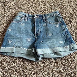 Hollister jean short, blue, size 0 also known as a 24